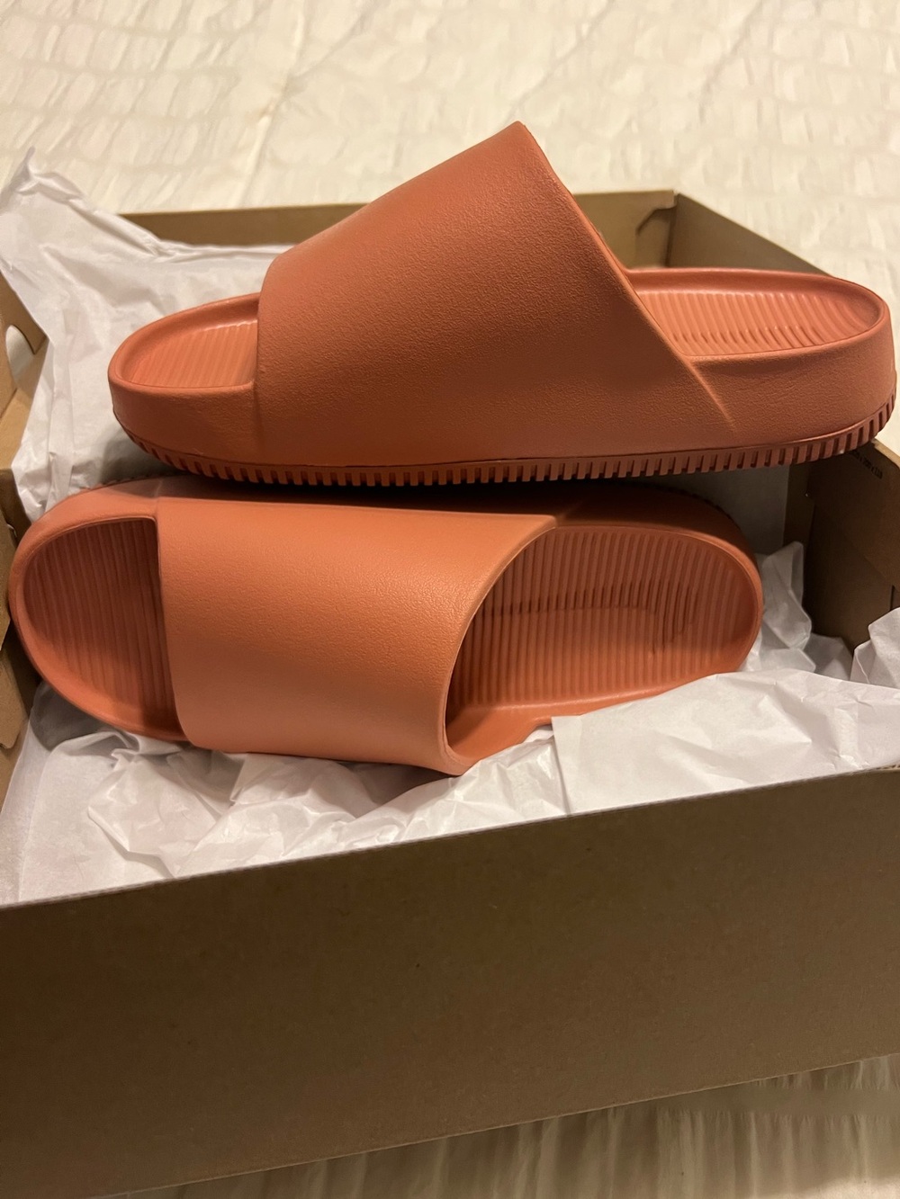 Nike Calm Slide in Terracotta - Picture 3 of 4